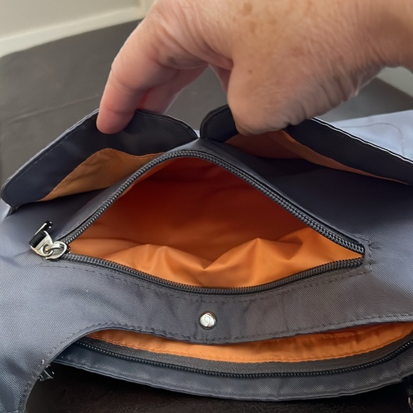 Bagallini crossbody - Picture 2 of 4